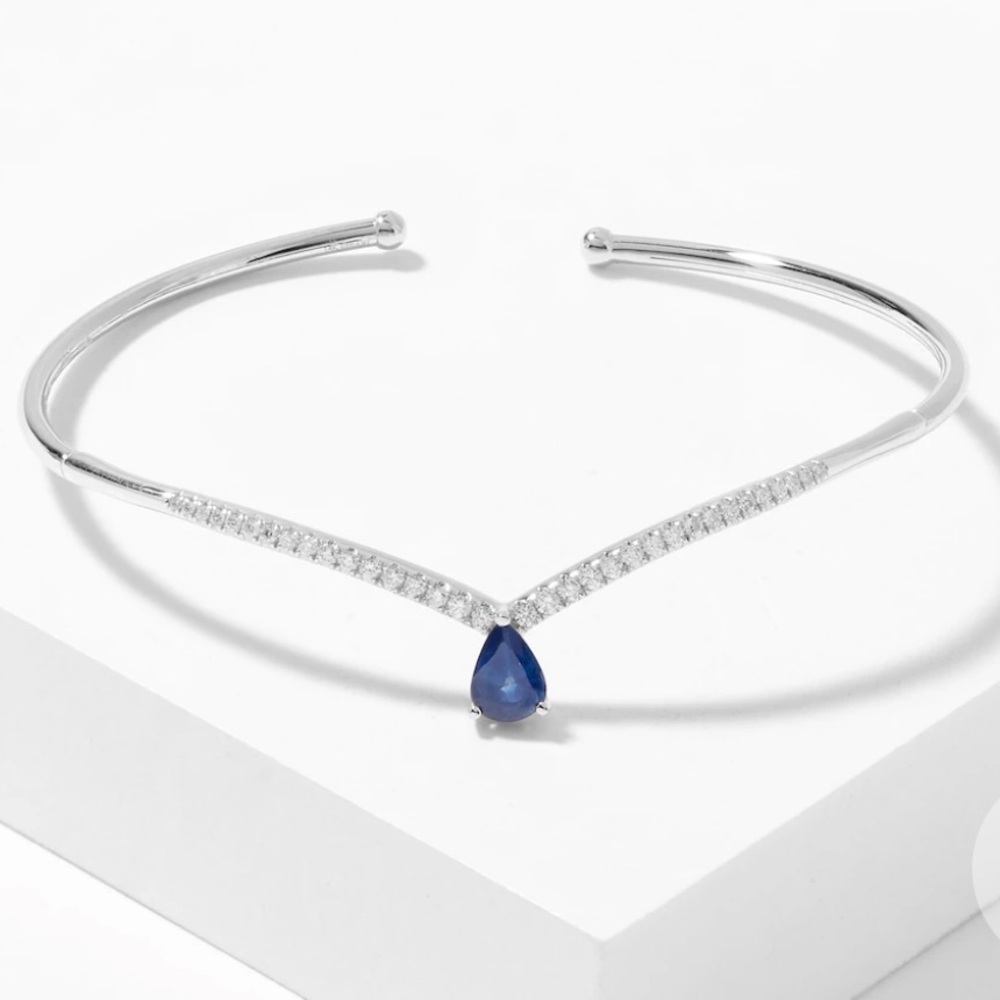 14K White Gold Blue Sapphire Bangle